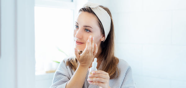 Using Vitamin C Serum for Hyperpigmentation: What You Need To Know