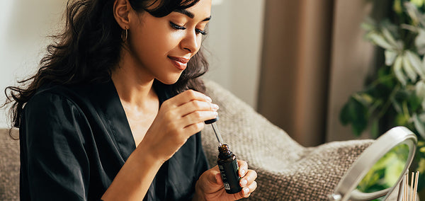 Vitamin C Serum for Sensitive Skin: How to Use It Without Irritation
