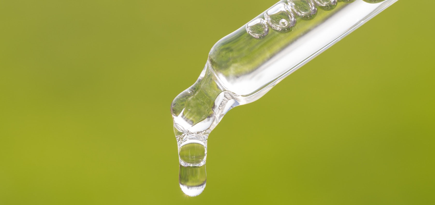 Squalane vs. Hyaluronic Acid: Which is More Hydrating?