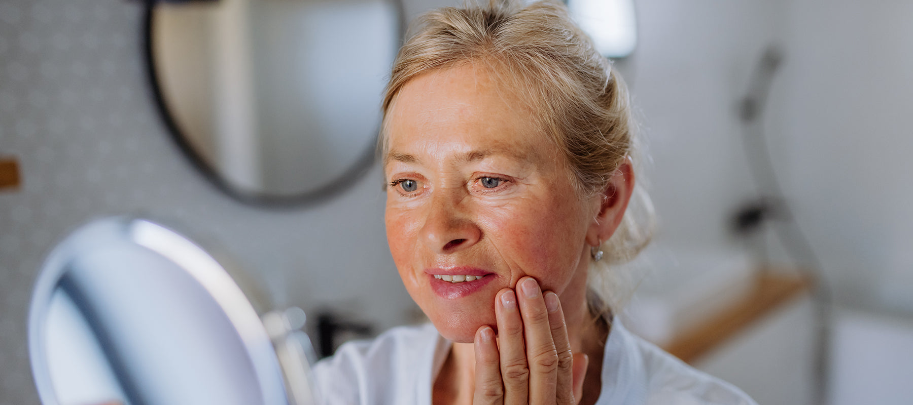 8 Natural Ways To Reduce Wrinkles Around Your Mouth & Chin